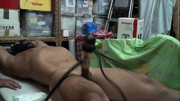 Massage Cặc Cứng Khiến Anh Sướng Bắn Tinh