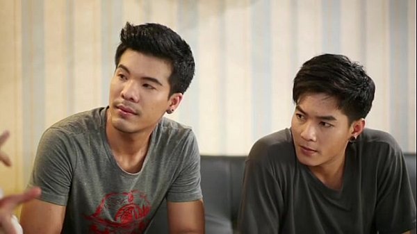 Tân Hôn Hai Trai Trẻ Chịch Nhau Sướng Ngập Tinh